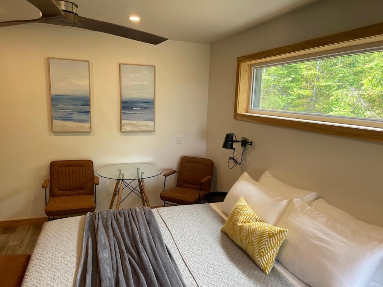 Stone Cove Waterfront Adults Only B&B Tobermory Exterior photo