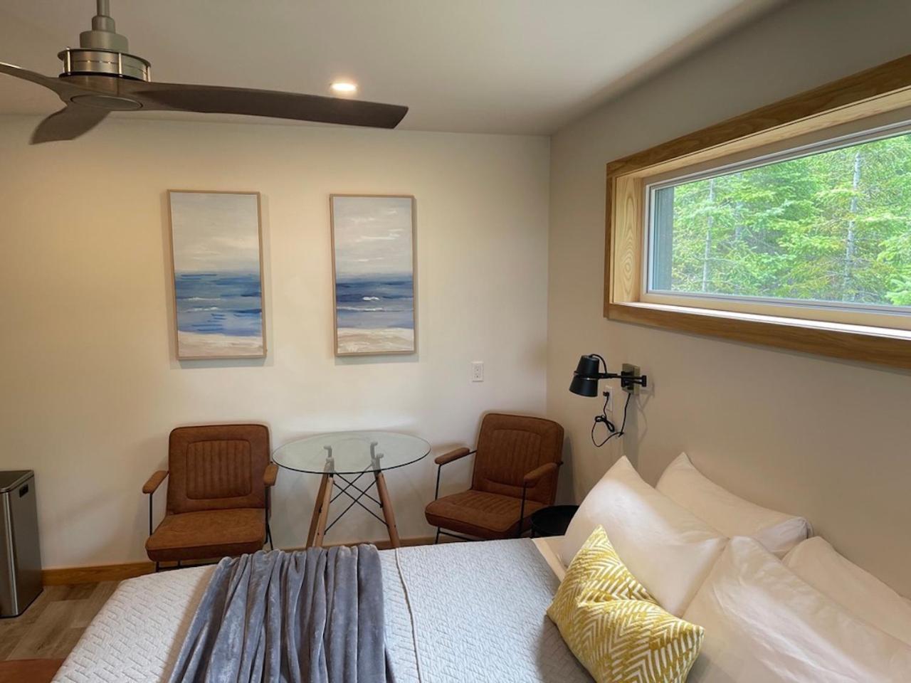 Stone Cove Waterfront Adults Only B&B Tobermory Exterior photo
